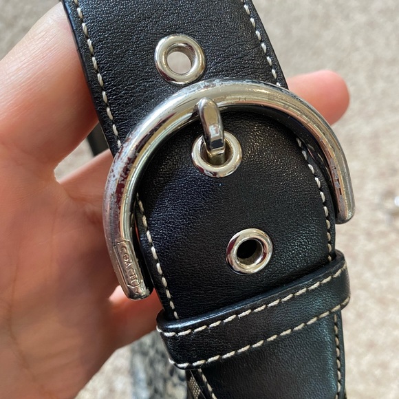 Coach Purse - Picture 4 of 7